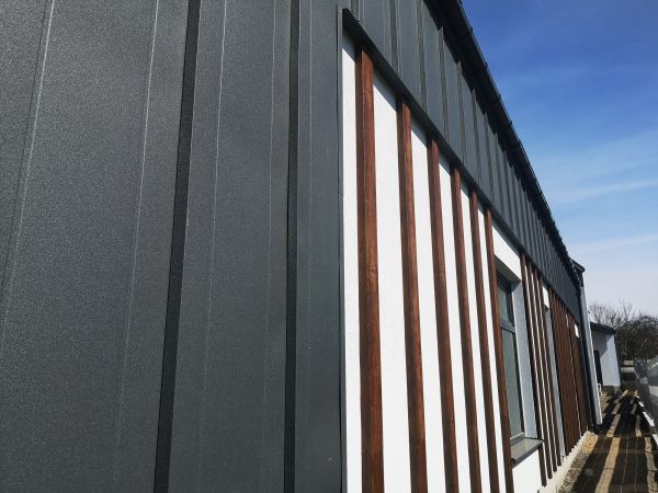 Cost of Metal Cladding Repair in Gainesville